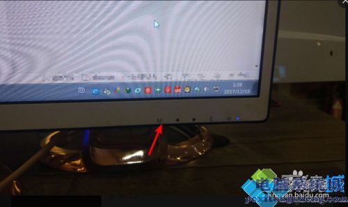 网吧电脑怎么调节屏幕亮度_网吧电脑调节屏幕亮度的方法